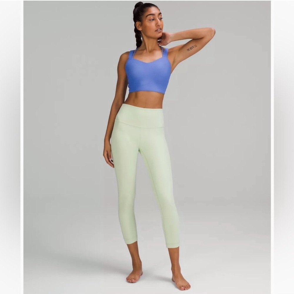 NWOT Lululemon Wunder Under High Rise Tight 25” Leggings in Creamy Mint Green